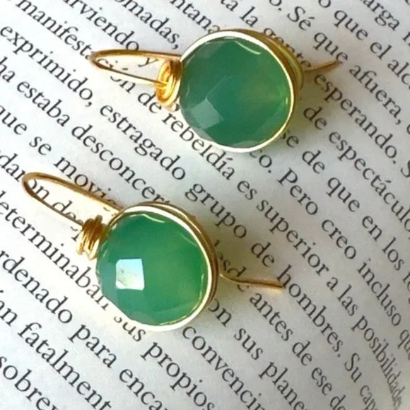 Green Aventurine drops statement dangle earrings - Picture 2 of 6